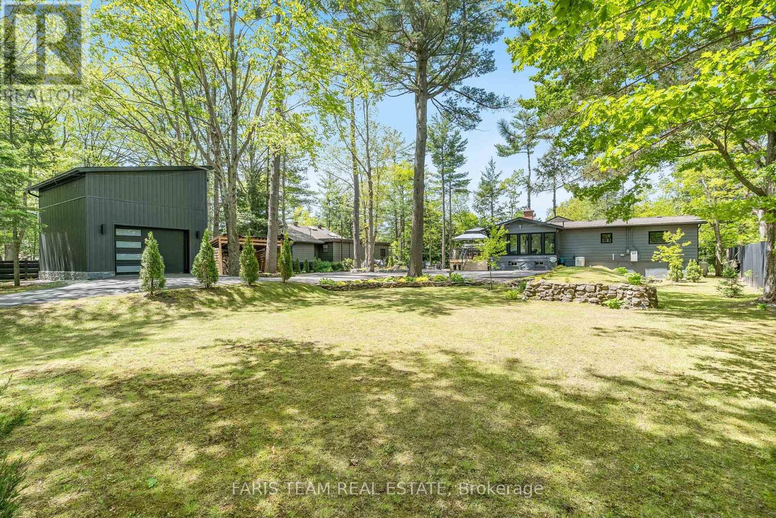 7672 Birch Drive, Ramara, Ontario  L0K 2B0 - Photo 3 - S12183895