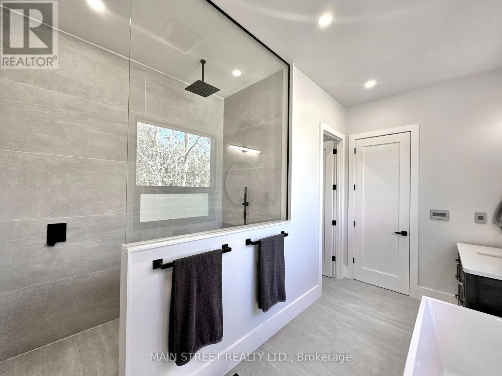 391 Codrington Street, Barrie, Ontario  L4M 1S9 - Photo 40 - S12183965