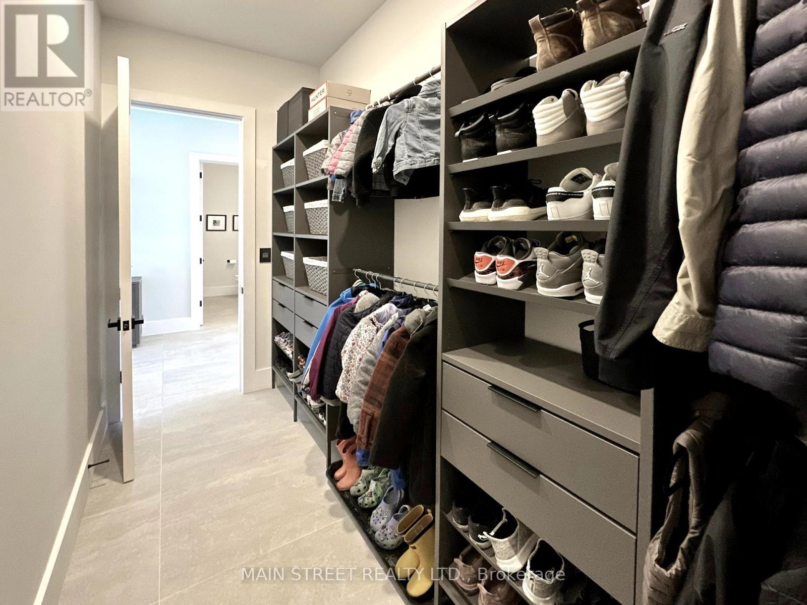 391 Codrington Street, Barrie, Ontario  L4M 1S9 - Photo 6 - S12183965