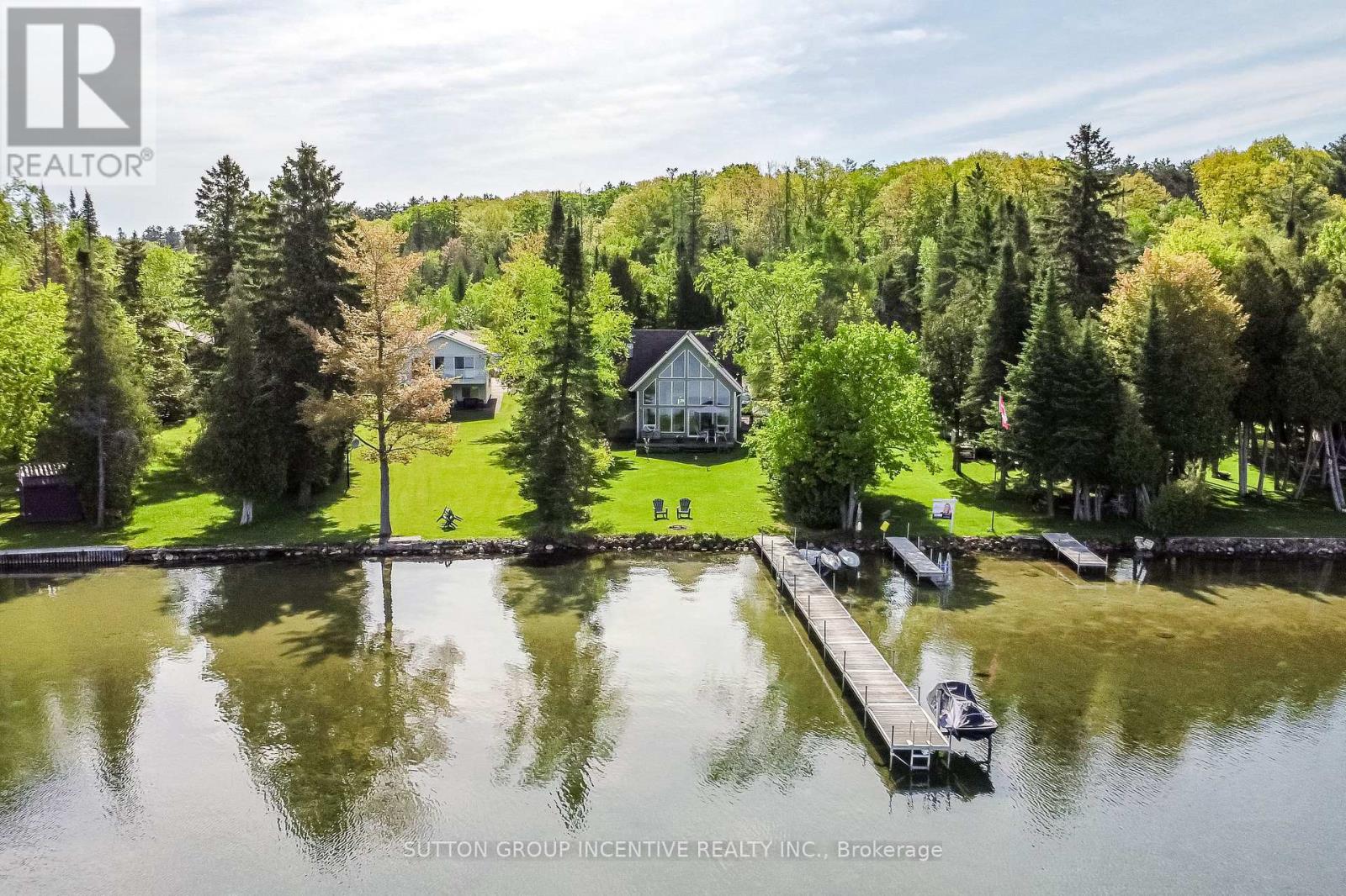 10 Buttercup Lane, Springwater, Ontario  L0L 1P0 - Photo 10 - S12184041
