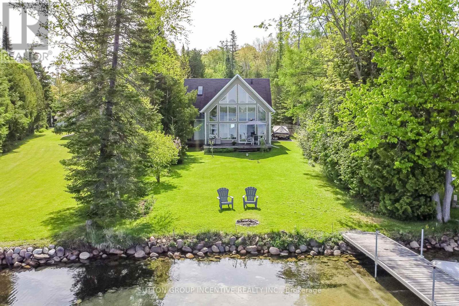 10 Buttercup Lane, Springwater, Ontario  L0L 1P0 - Photo 12 - S12184041