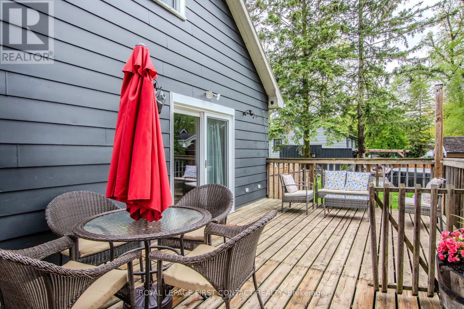 224 William Street, Clearview, Ontario  L0M 1S0 - Photo 5 - S12184057