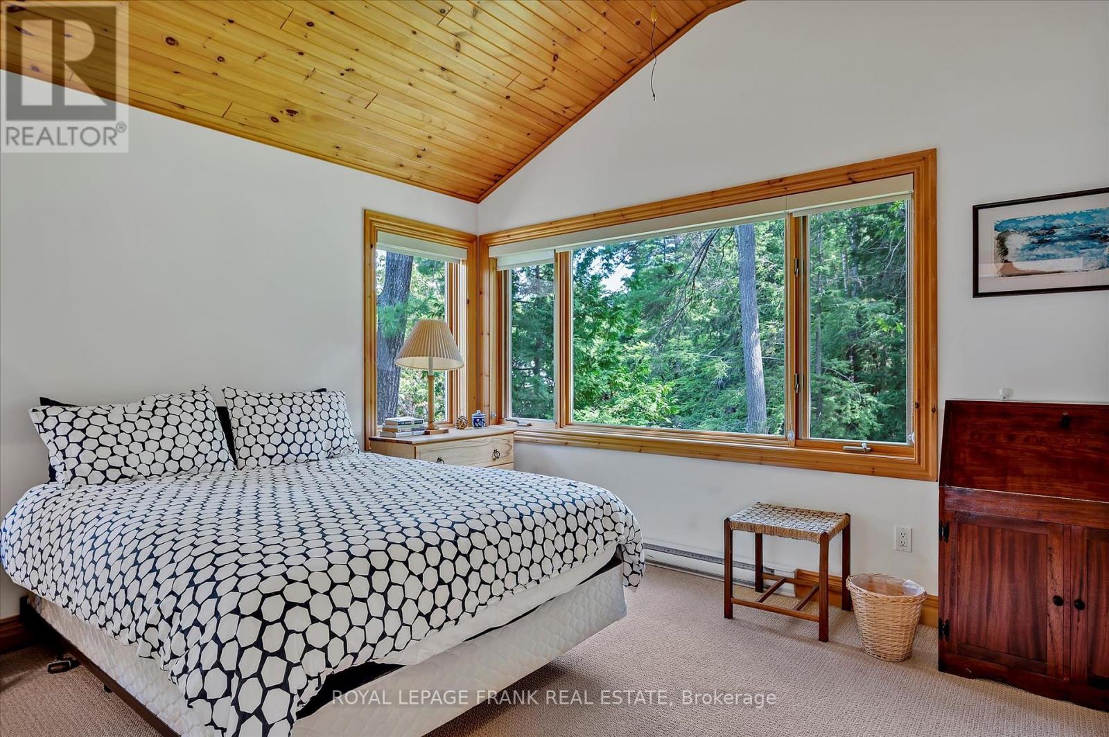 484 Juniper Island, Douro-Dummer, Ontario K0L 2C0 - Photo 30 - X12184091