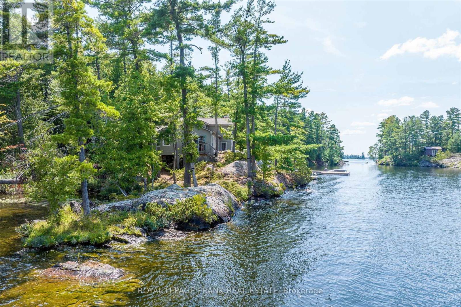 484 Juniper Island, Douro-Dummer, Ontario K0L 2C0 - Photo 40 - X12184091