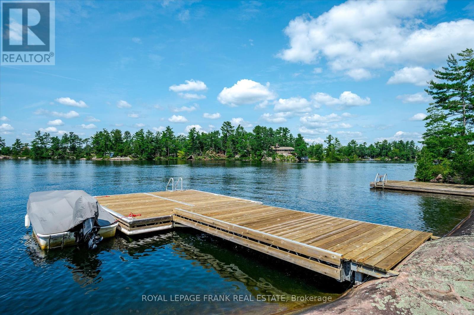 484 Juniper Island, Douro-Dummer, Ontario K0L 2C0 - Photo 5 - X12184091