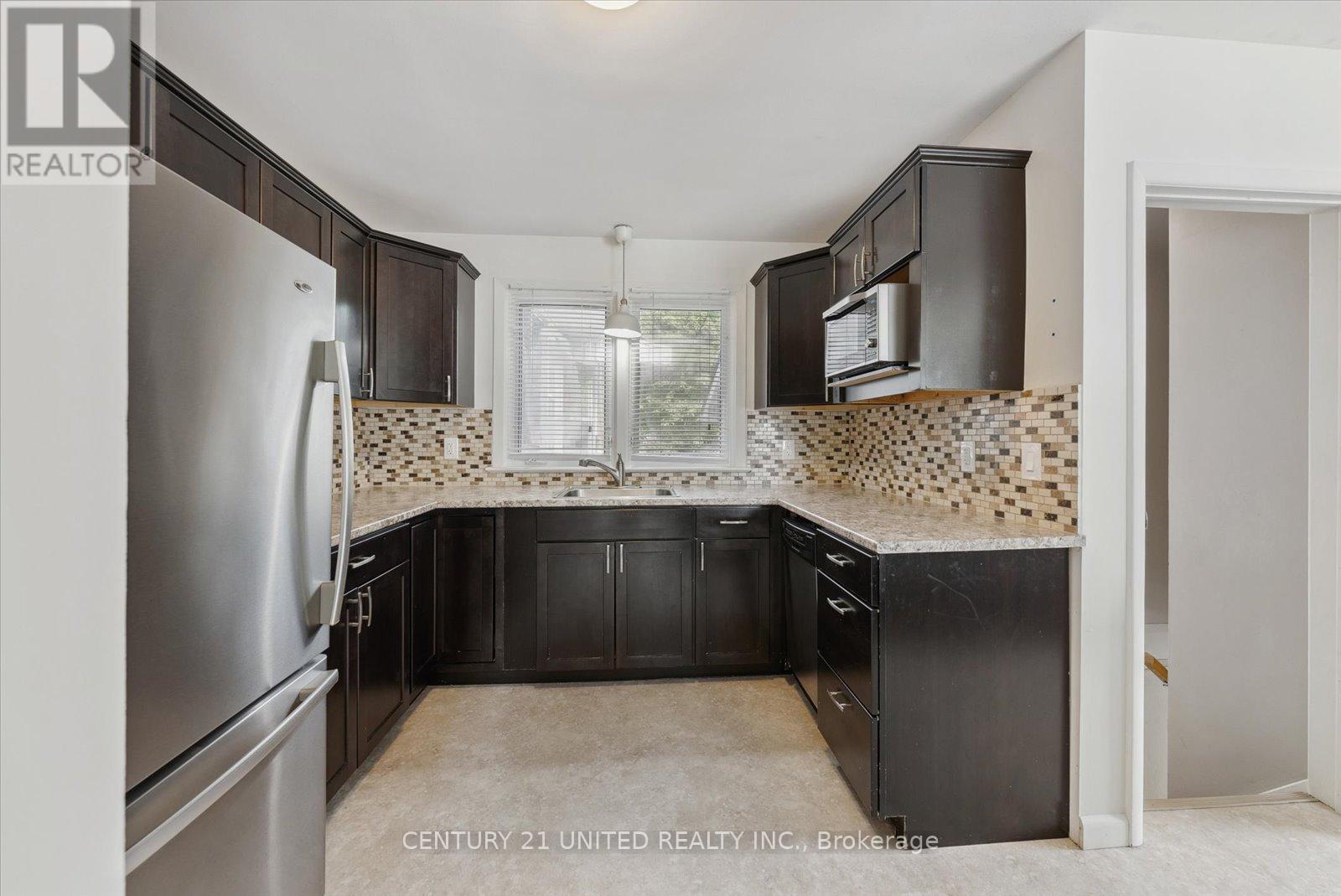 1294 Victory Drive, Peterborough Central, Ontario  K9J 4T7 - Photo 14 - X12184144