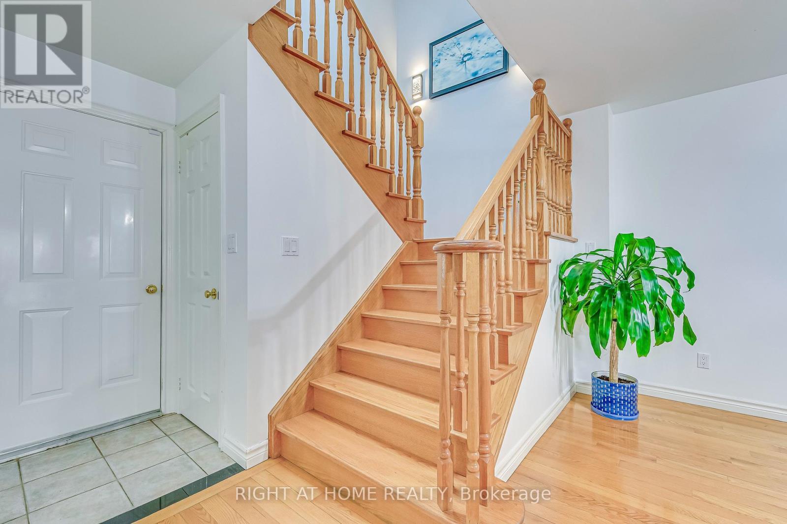 963 Hampton Crescent S, Mississauga, Ontario  L5G 4G7 - Photo 15 - W12183865