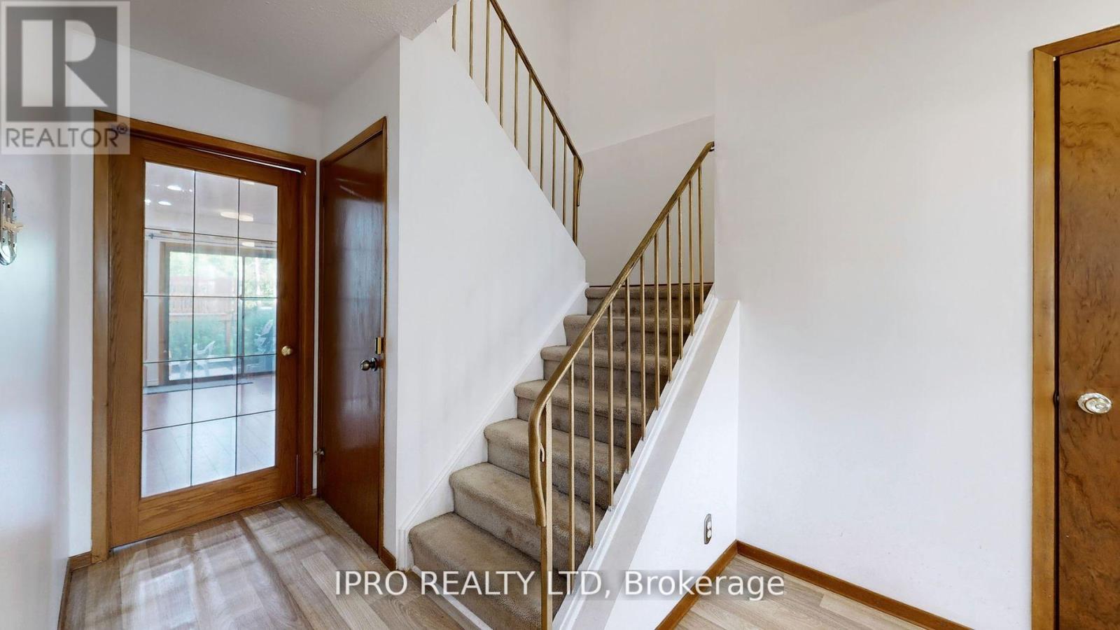 32 Dafoe Crescent, Brampton, Ontario  L6Y 2L2 - Photo 14 - W12183908