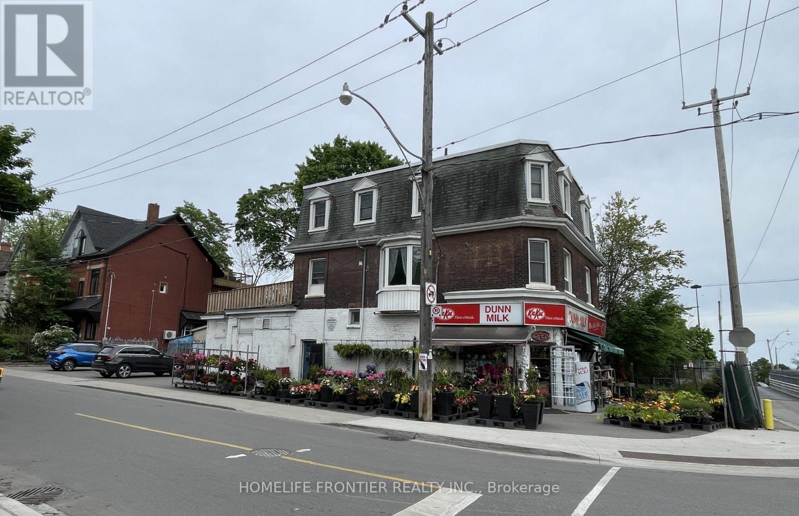 65 DUNN AVENUE, Toronto, Ontario