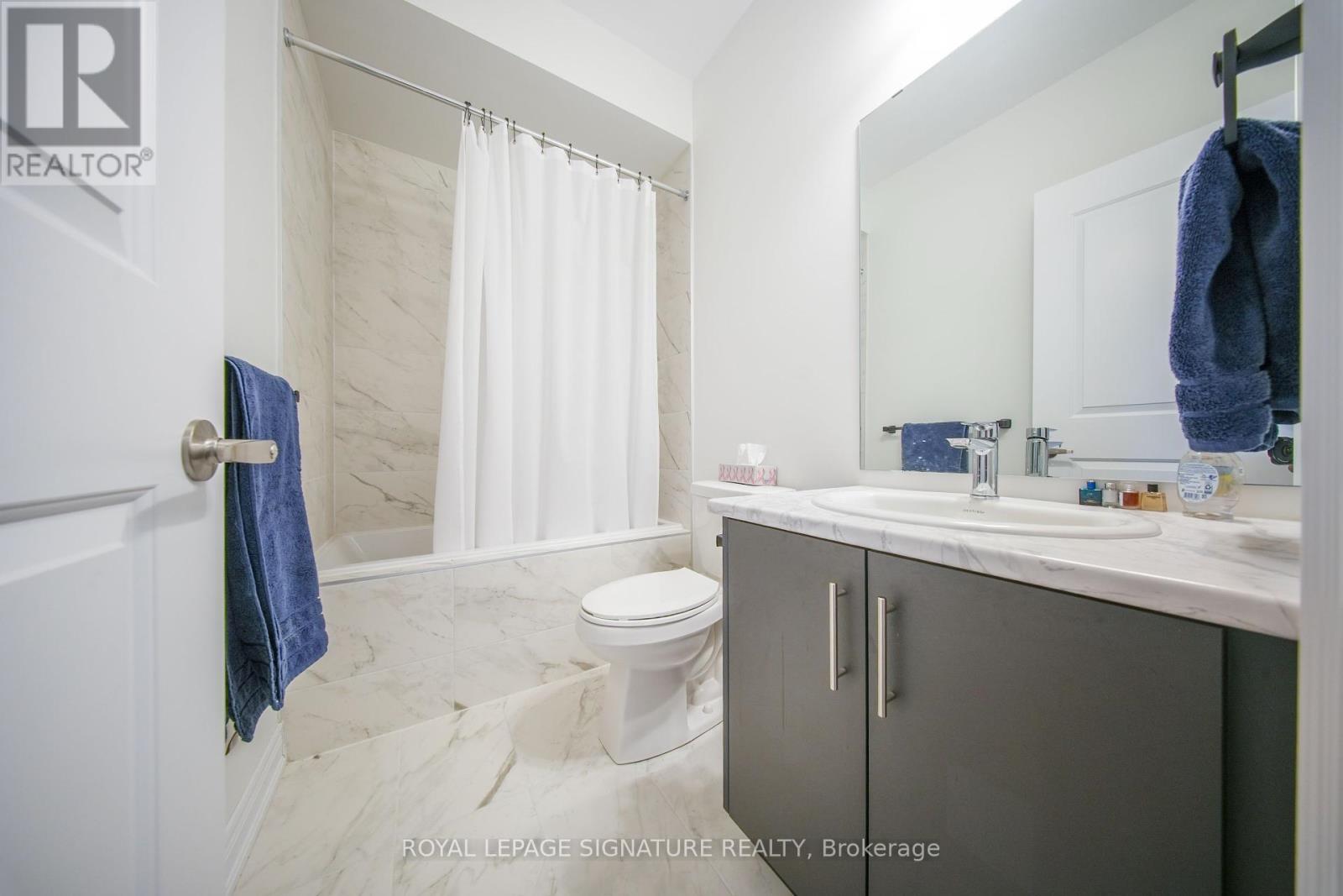 2406 Charles Cornwall Avenue, Oakville, Ontario  L6M 5M4 - Photo 40 - W12183966