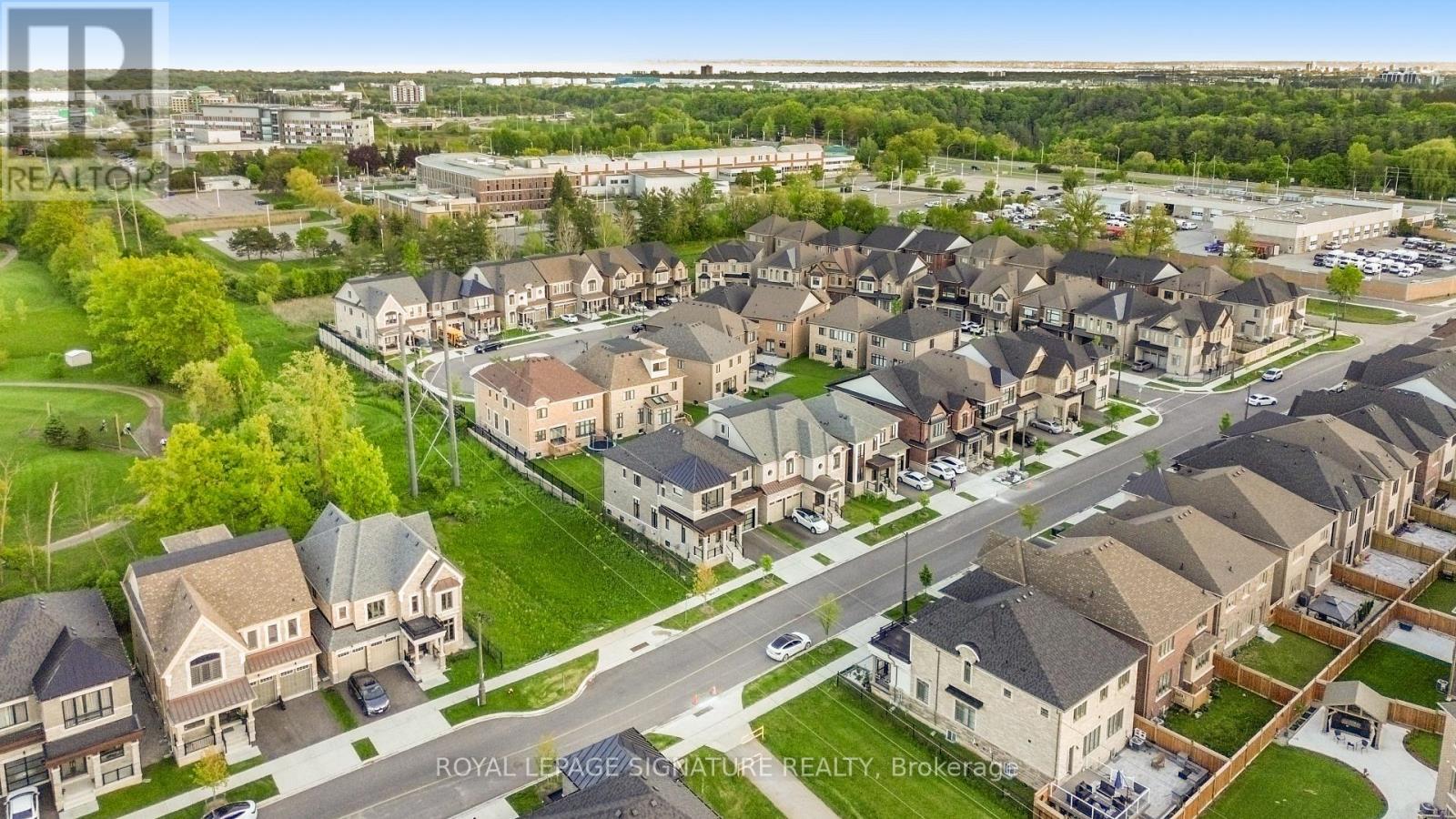 2406 Charles Cornwall Avenue, Oakville, Ontario  L6M 5M4 - Photo 6 - W12183966