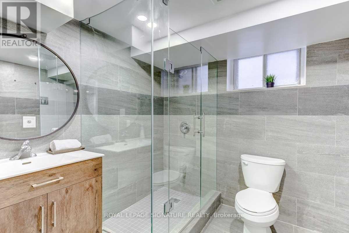 Lower - 394 Kane Avenue, Toronto, Ontario  M6M 3P4 - Photo 7 - W12184001