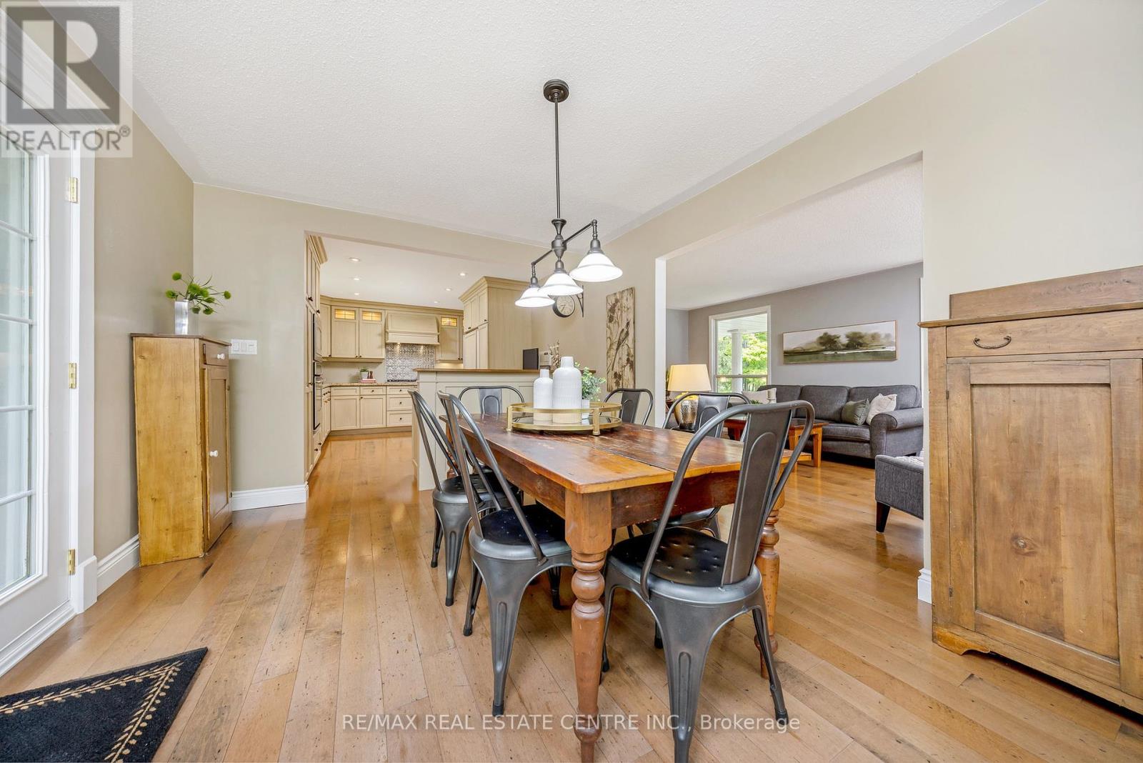 2157 8 Side Road, Burlington, Ontario  L7P 0M4 - Photo 11 - W12184016