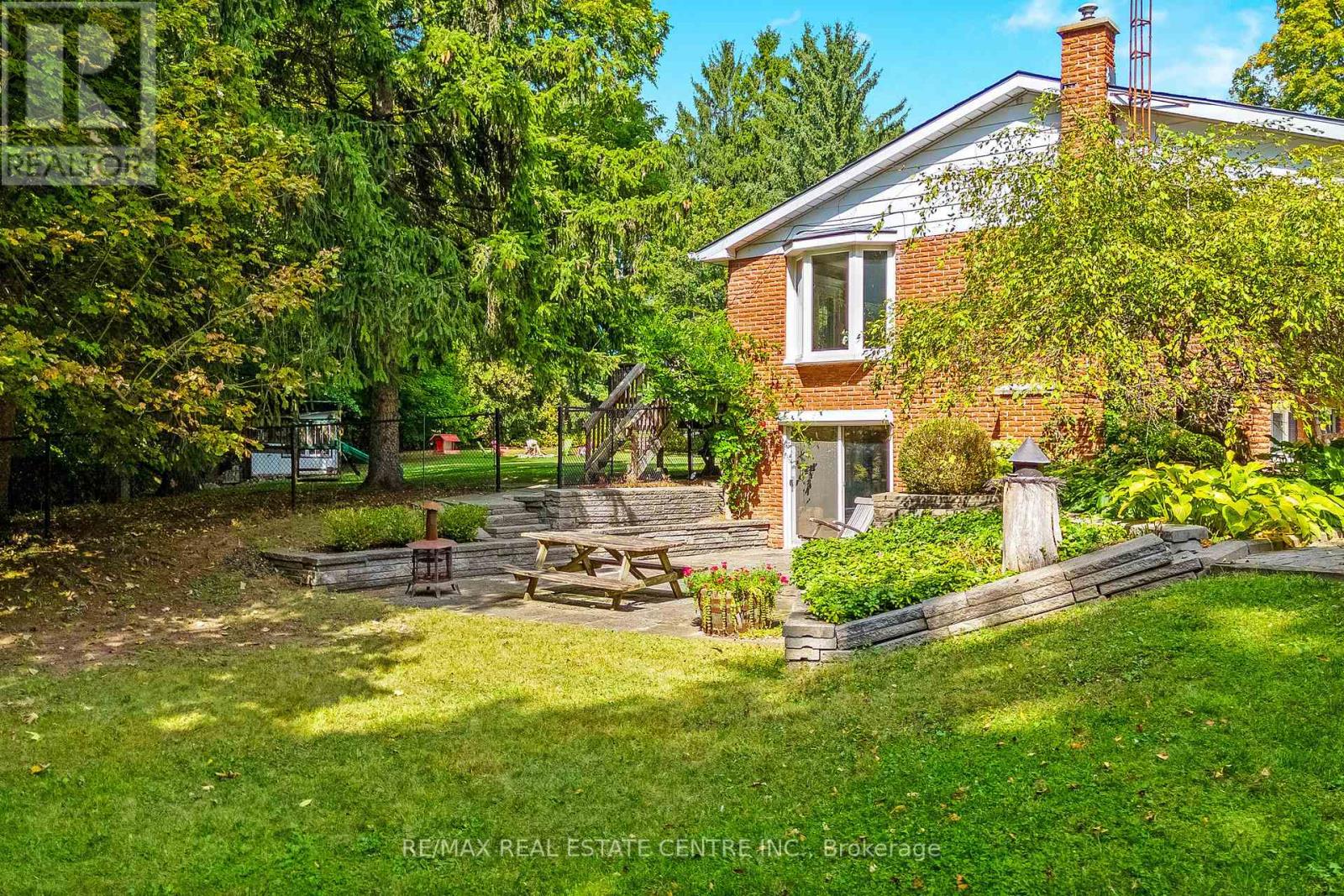 2157 8 Side Road, Burlington, Ontario  L7P 0M4 - Photo 28 - W12184016