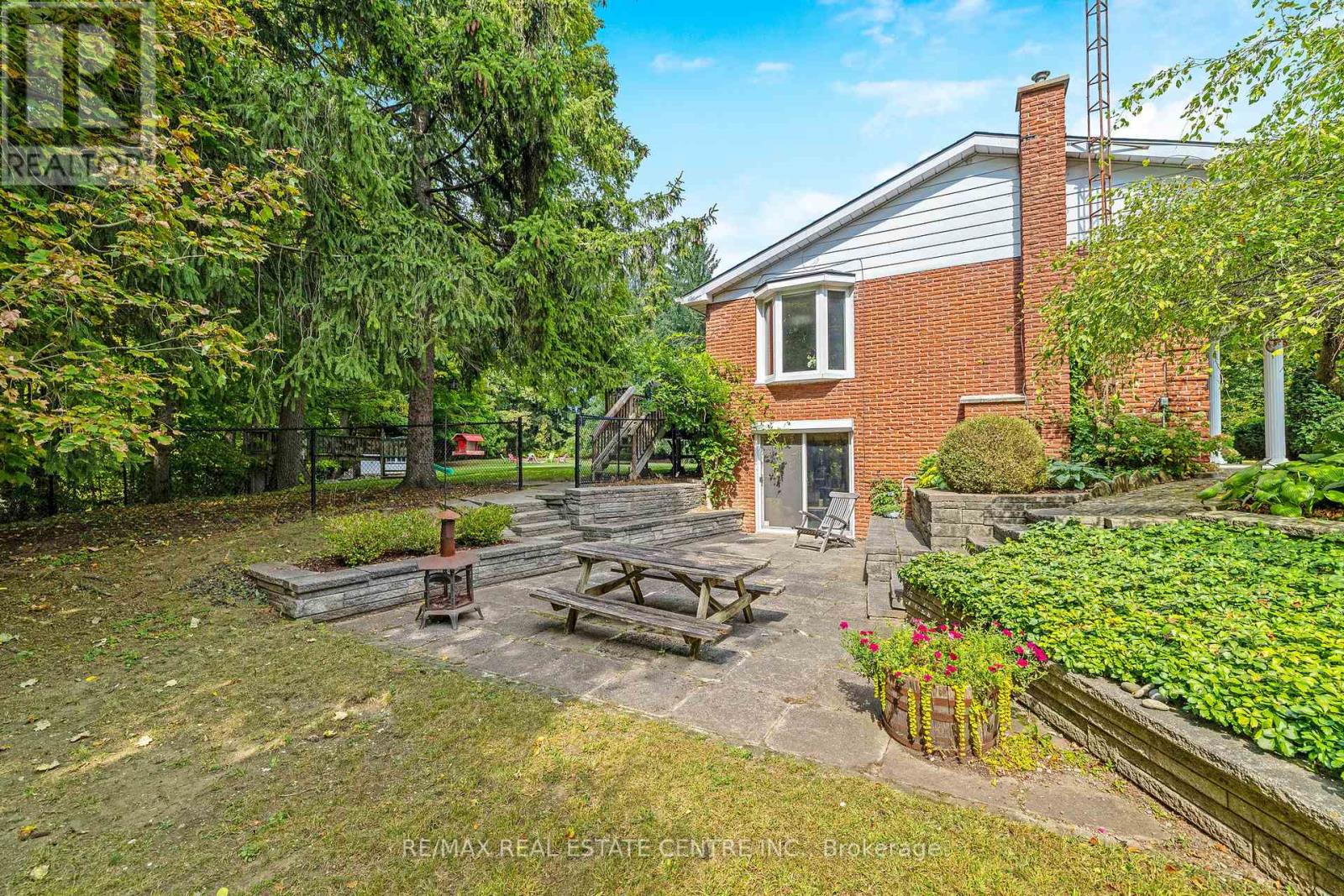 2157 8 Side Road, Burlington, Ontario  L7P 0M4 - Photo 29 - W12184016