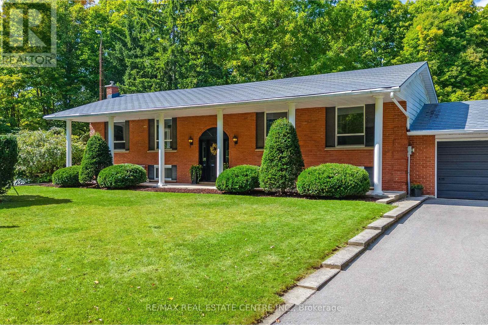 2157 8 Side Road, Burlington, Ontario  L7P 0M4 - Photo 4 - W12184016
