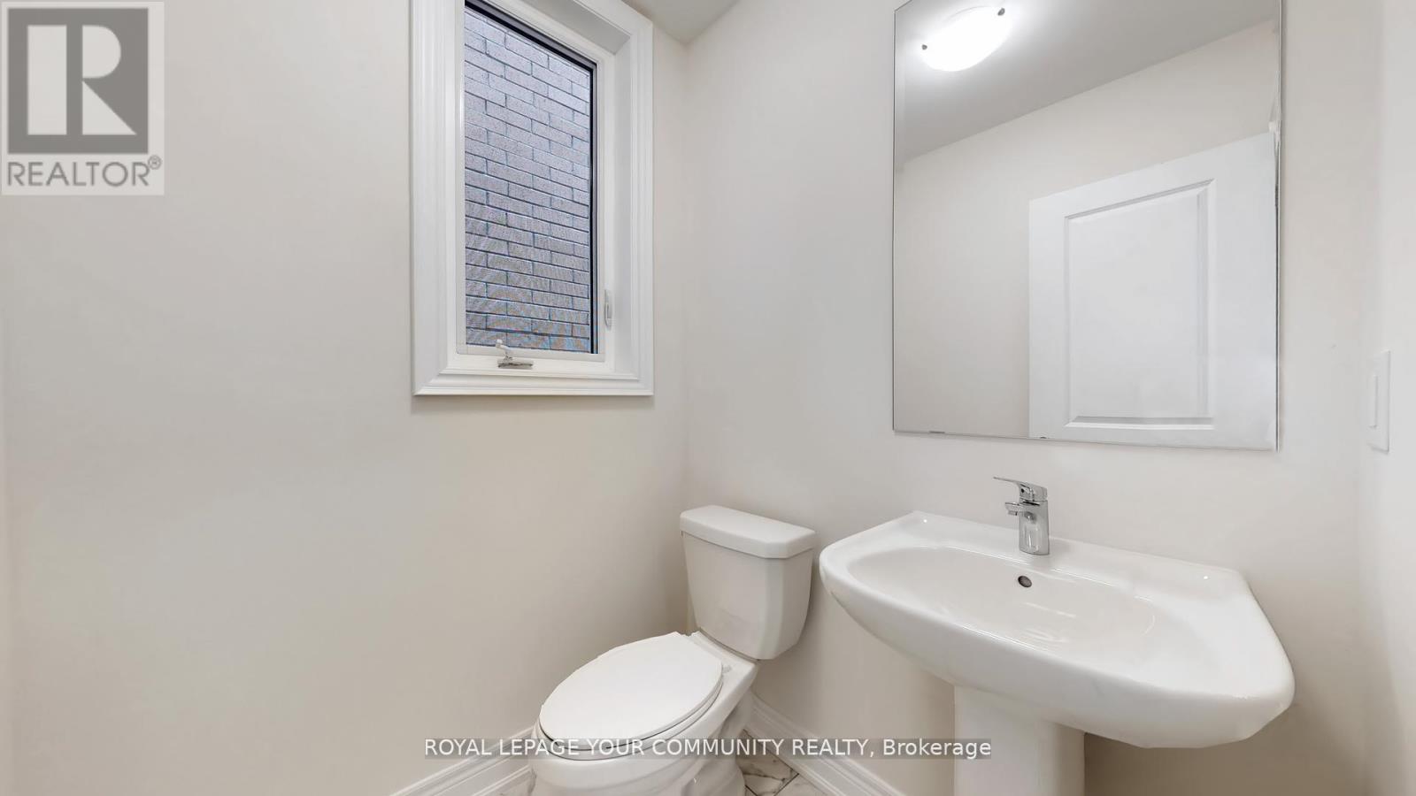 41 Grassbank Road, Brampton, Ontario  L6R 4E3 - Photo 6 - W12184024