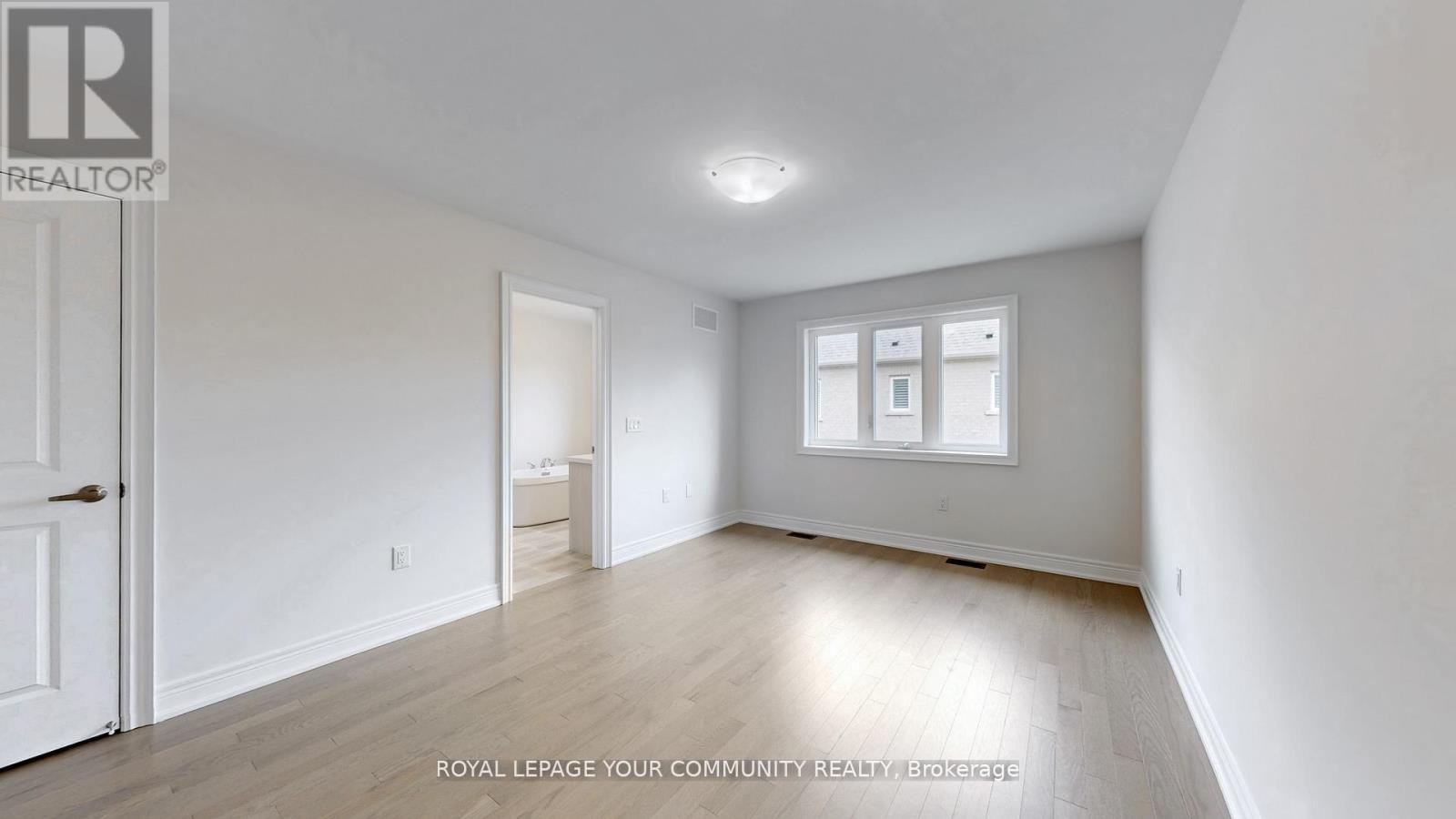 41 Grassbank Road, Brampton, Ontario  L6R 4E3 - Photo 9 - W12184024
