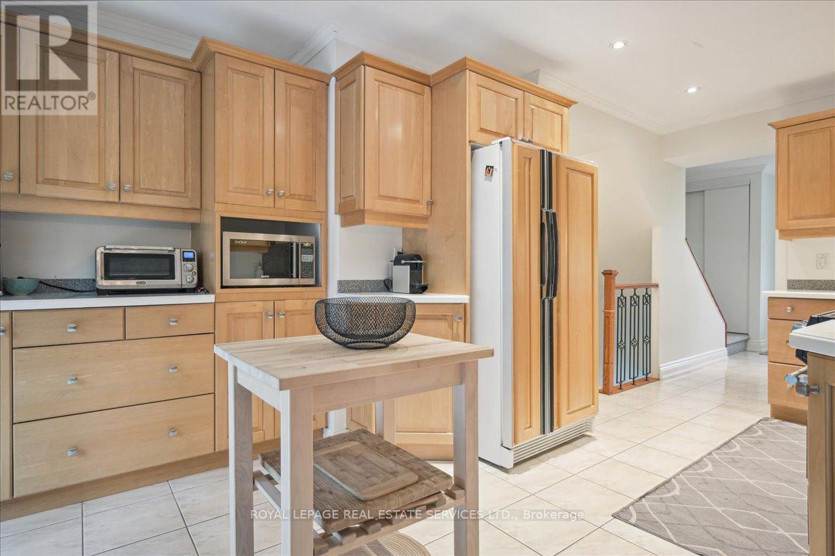 10 - 2120 Marine Drive, Oakville, Ontario  L6L 1B7 - Photo 17 - W12184038