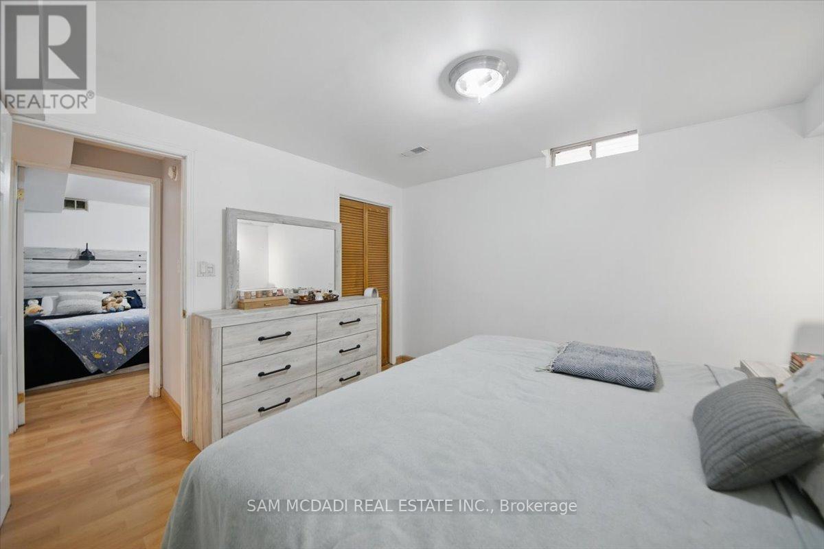 3344 Laburnum Crescent, Mississauga, Ontario  L5N 7M2 - Photo 37 - W12184039
