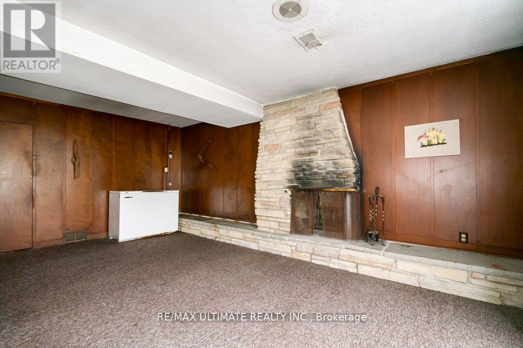 26 Gracefield Avenue, Toronto, Ontario  M6L 1L1 - Photo 26 - W12184042