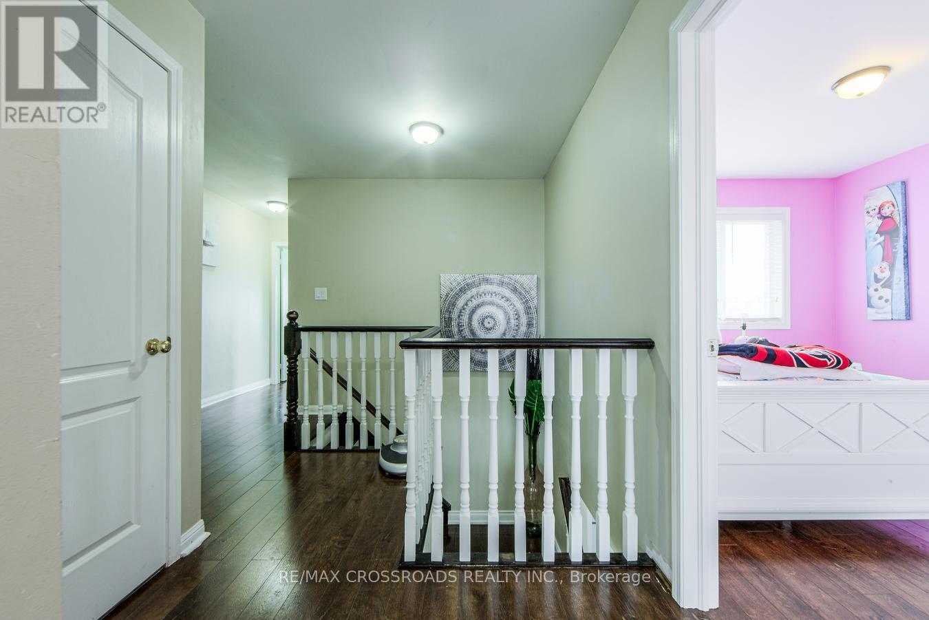 34 Narrow Valley Crescent, Brampton (Sandringham-Wellington), Ontario  L6R 2M6 - Photo 28 - W12184050