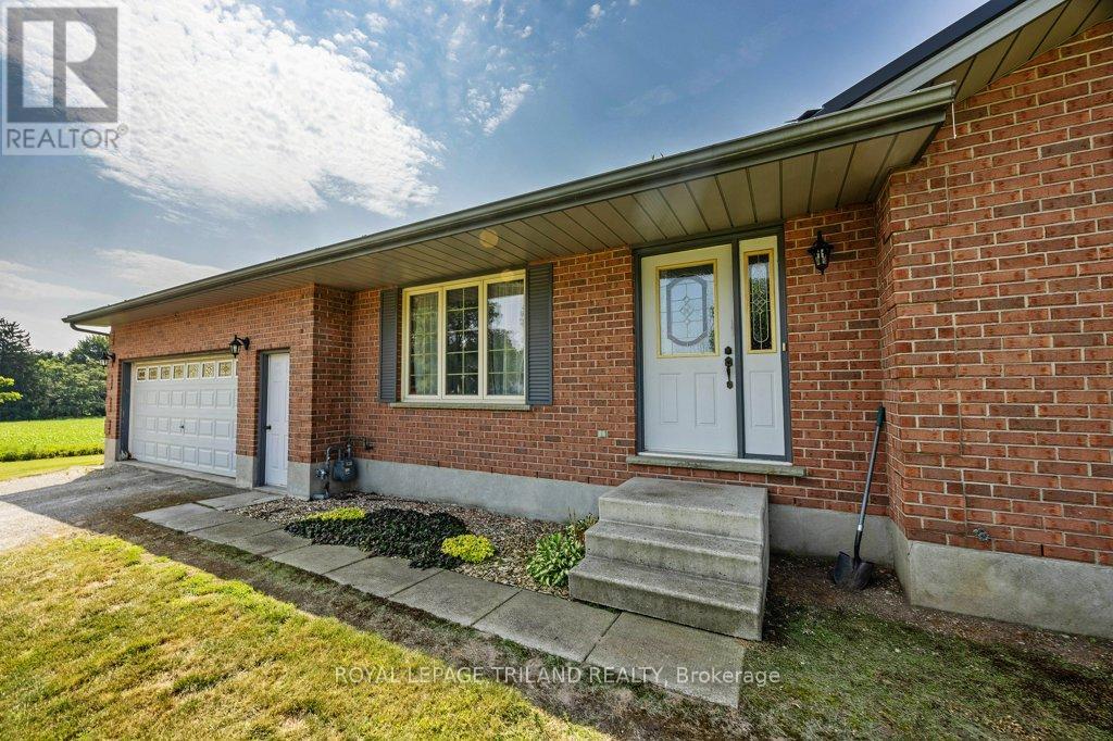 50783 Chalet Line, Malahide, Ontario  N5H 2R1 - Photo 3 - X12184115