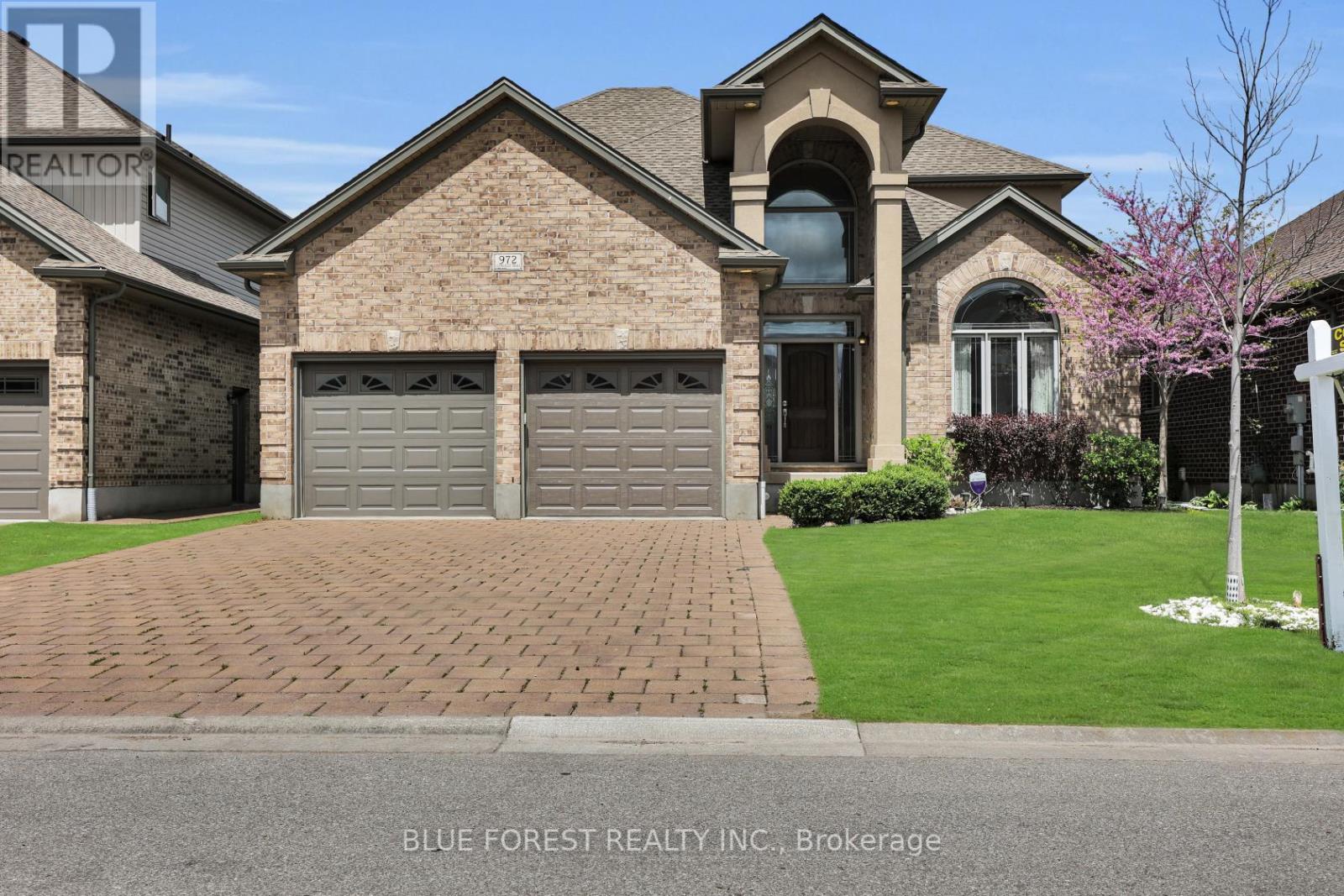 972 GLENEAGLE TRAIL, London North, Ontario