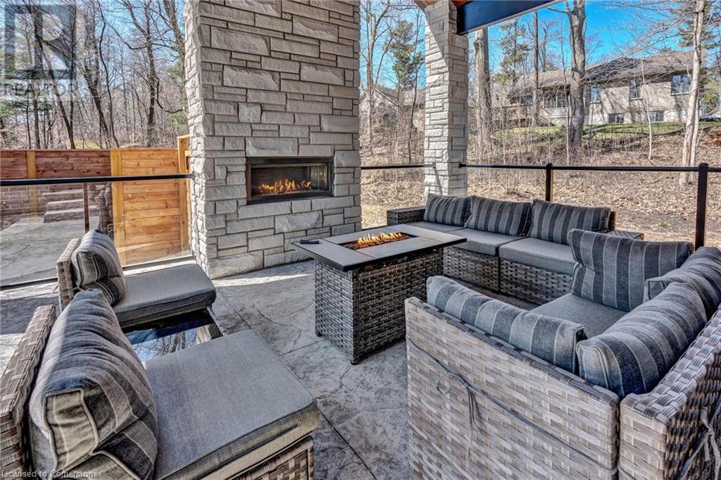 10175 Merrywood Drive, Grand Bend, Ontario  N0M 1T0 - Photo 8 - 40717077