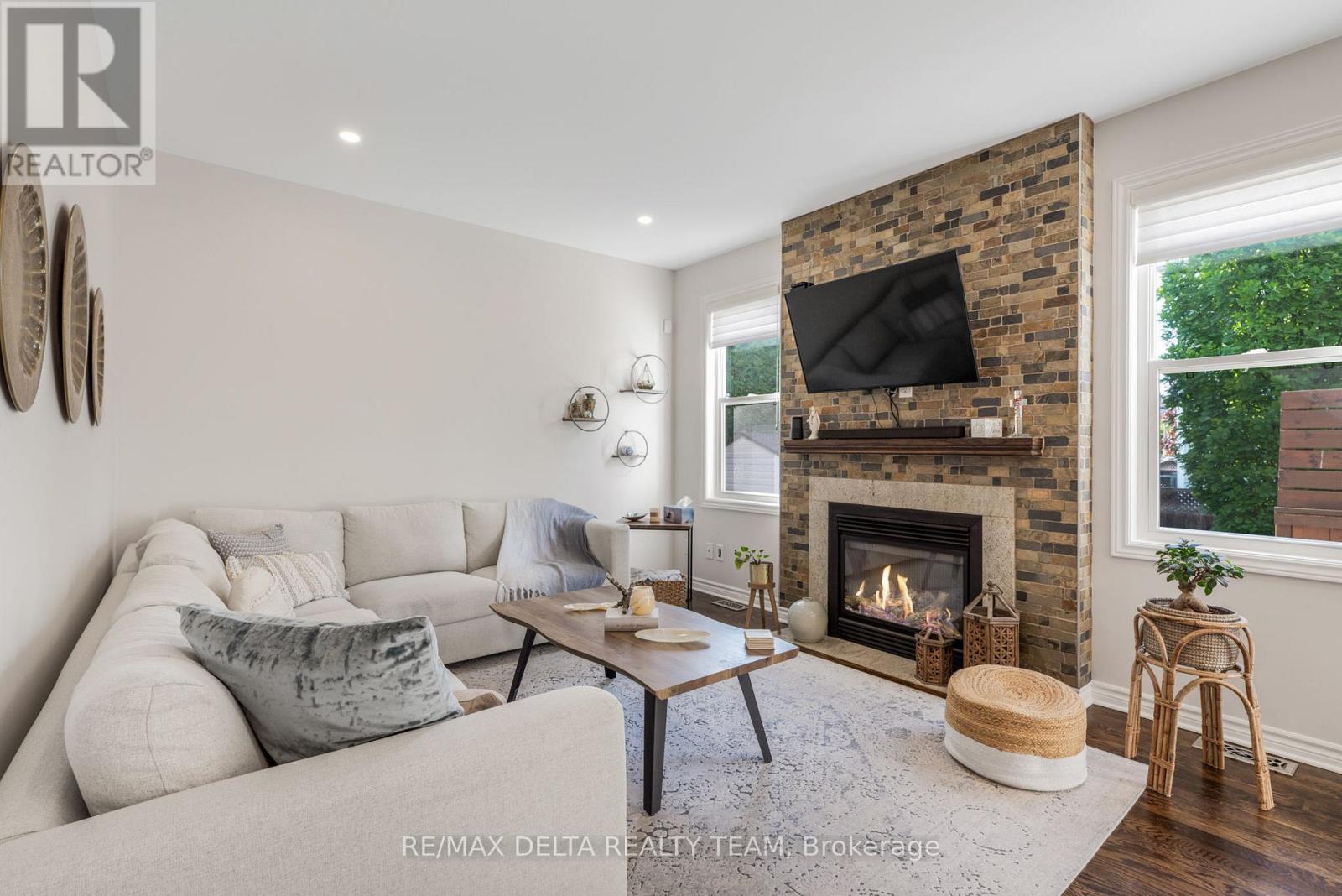 227 Hillpark High Street, Ottawa, Ontario  K1W 0B5 - Photo 16 - X12184132