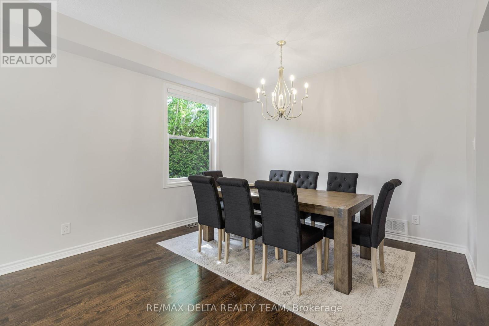 227 Hillpark High Street, Ottawa, Ontario  K1W 0B5 - Photo 4 - X12184132