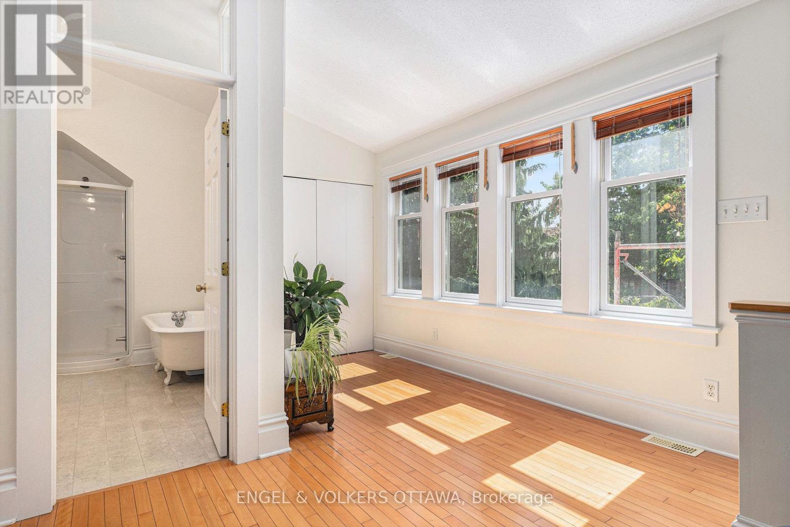 8 Granville Avenue, Ottawa, Ontario  K1Y 0M4 - Photo 18 - X12184148