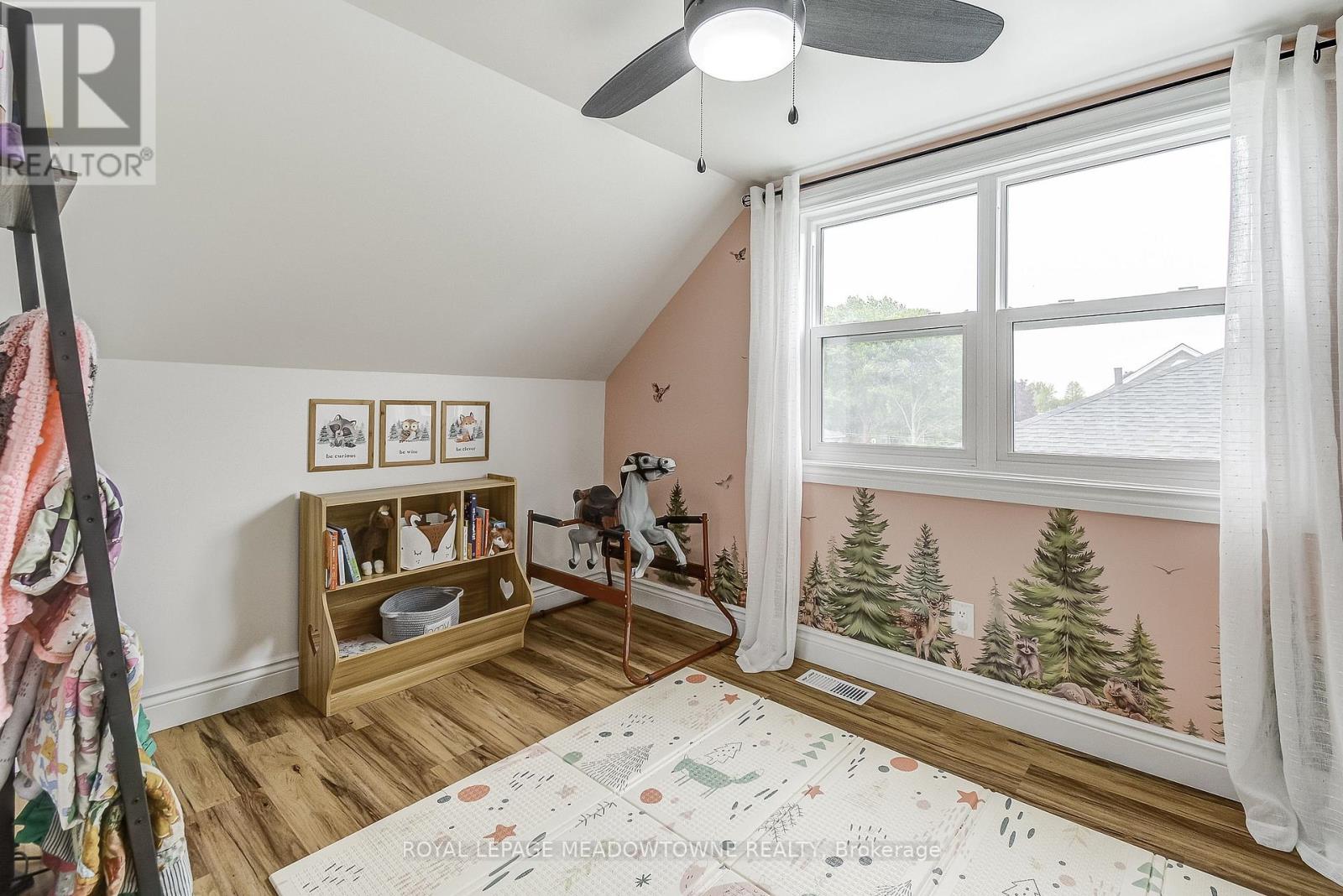 595 Woodside Street, Centre Wellington (Fergus), Ontario  N1M 2M4 - Photo 25 - X12183923