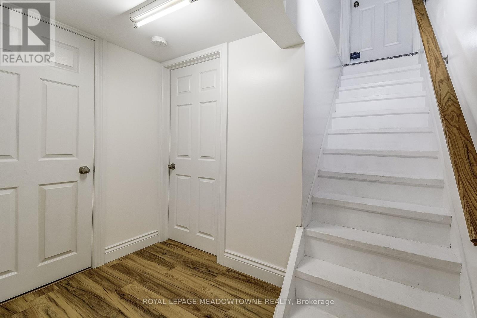 595 Woodside Street, Centre Wellington (Fergus), Ontario  N1M 2M4 - Photo 26 - X12183923