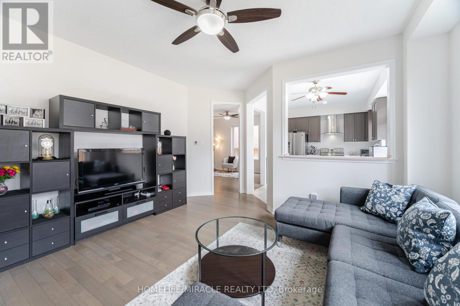 117 Longboat Run W, Brantford, Ontario  N3T 0R8 - Photo 13 - X12183925