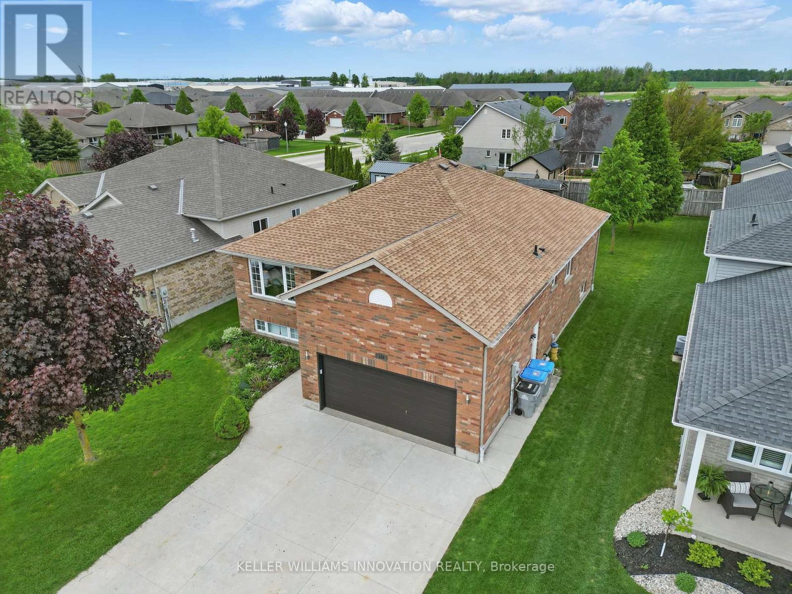 120 Denstedt Street W, North Perth, Ontario  N4W 3W2 - Photo 3 - X12184013
