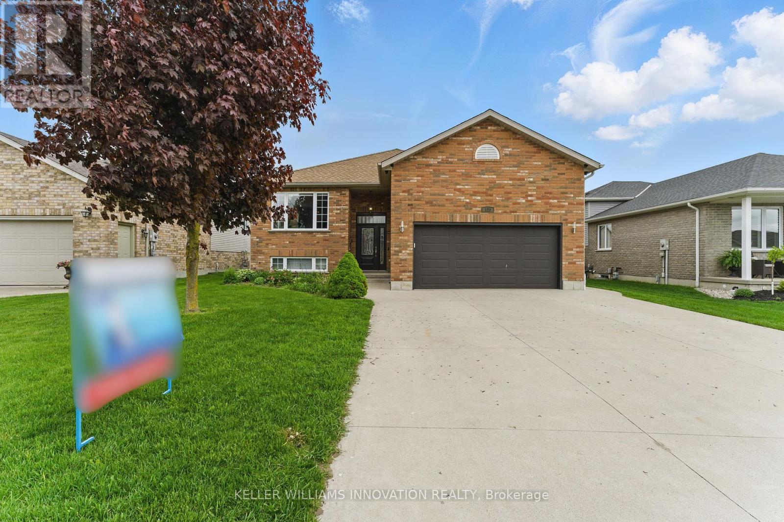 120 Denstedt Street W, North Perth, Ontario  N4W 3W2 - Photo 4 - X12184013