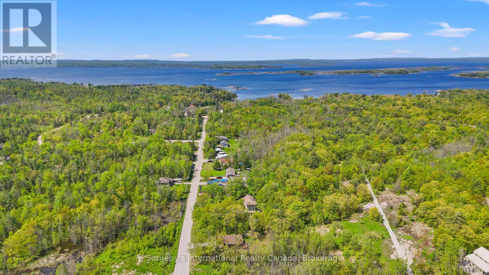 260 Forest Harbour Parkway, Tay, Ontario  L0K 2C0 - Photo 21 - S12184101