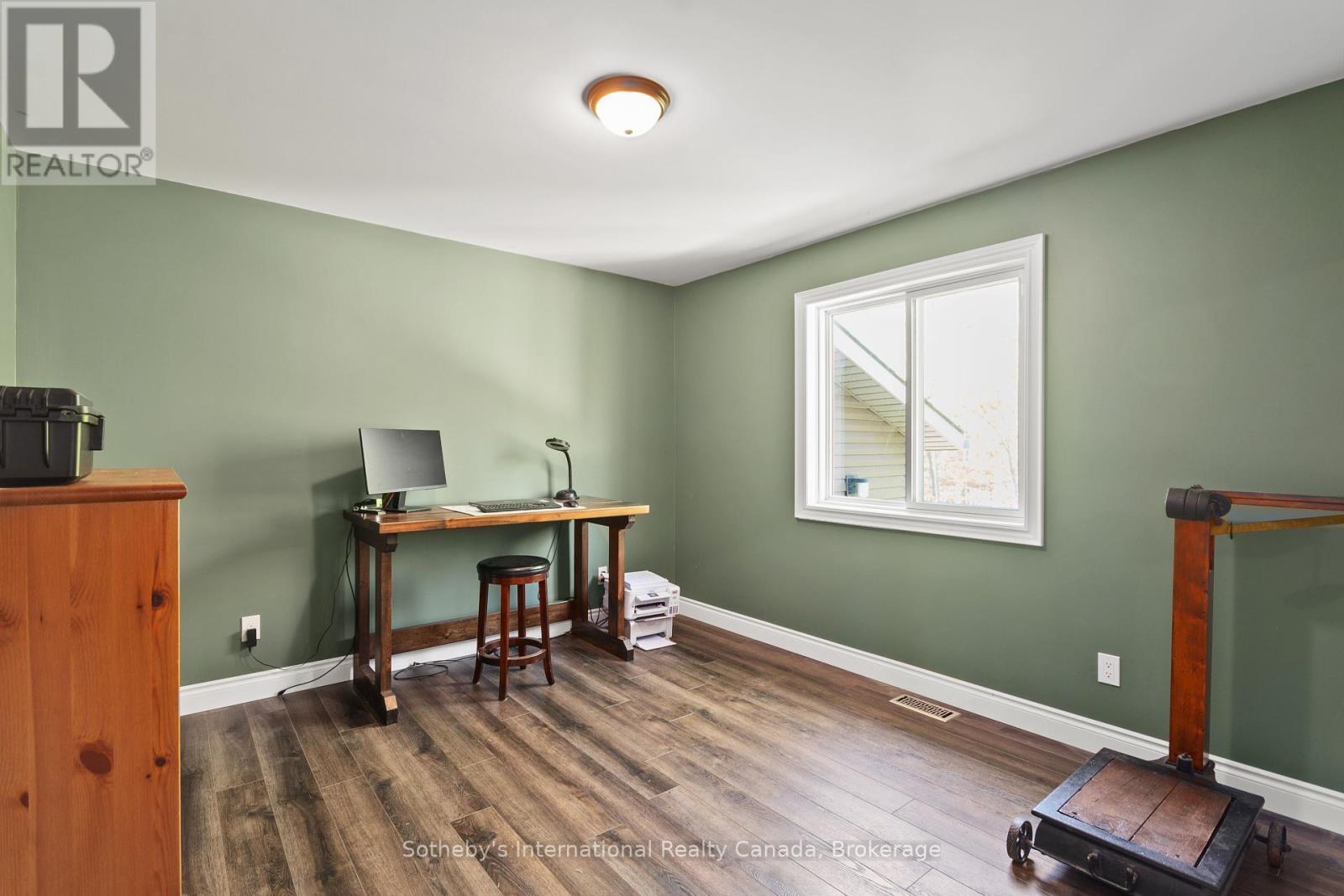 260 Forest Harbour Parkway, Tay, Ontario  L0K 2C0 - Photo 9 - S12184101