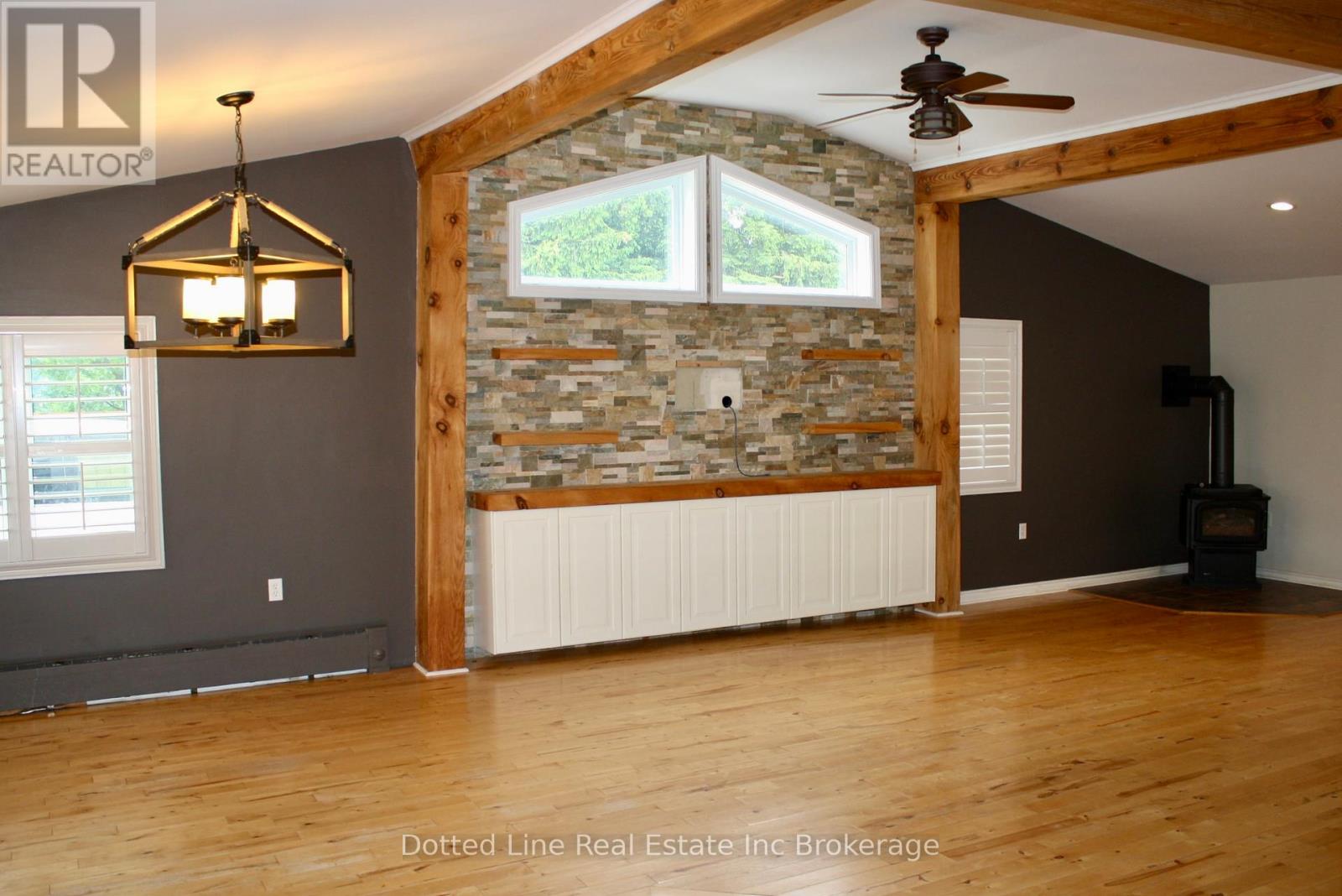 11683 Springfield Road, Malahide, Ontario  N0L 2J0 - Photo 10 - X12184118
