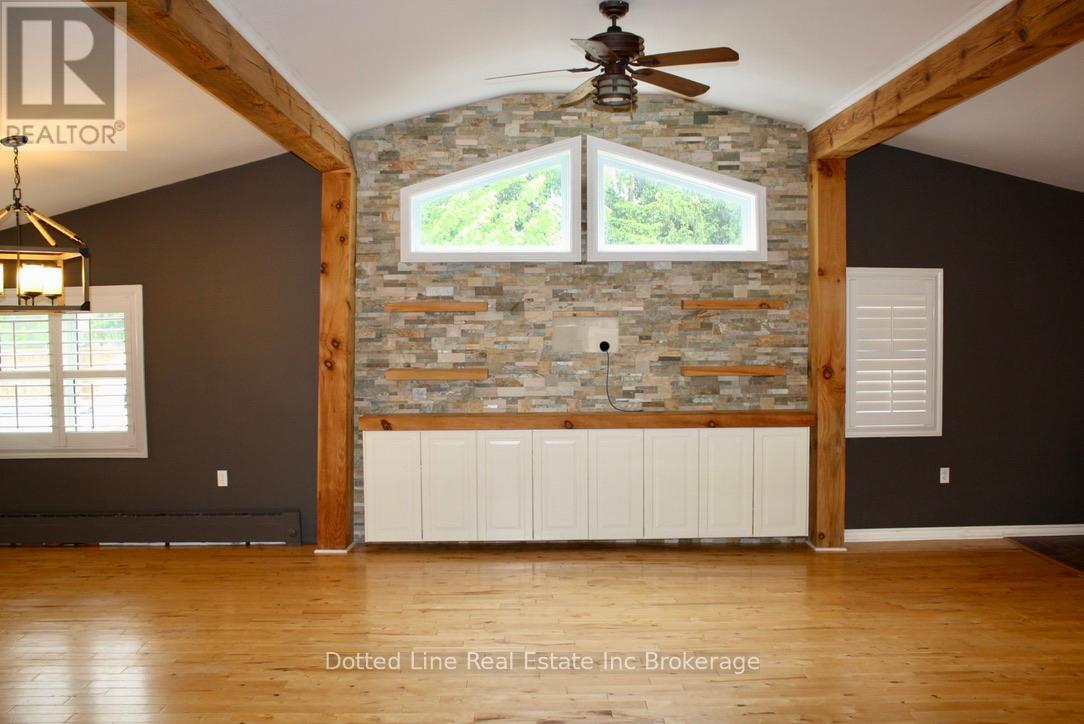 11683 Springfield Road, Malahide, Ontario  N0L 2J0 - Photo 12 - X12184118