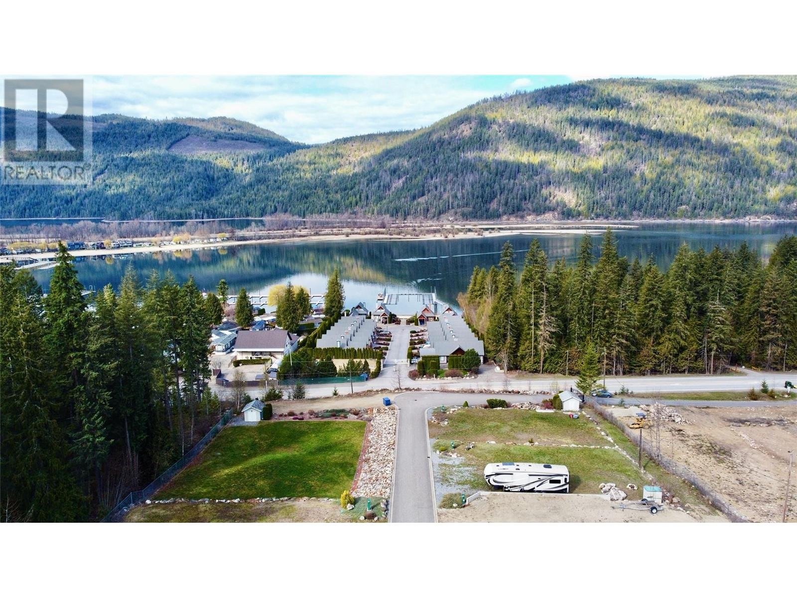 8253 97a Highway Unit# 15 Lot# 15, Mara, British Columbia  V0E 2K0 - Photo 24 - 10347339