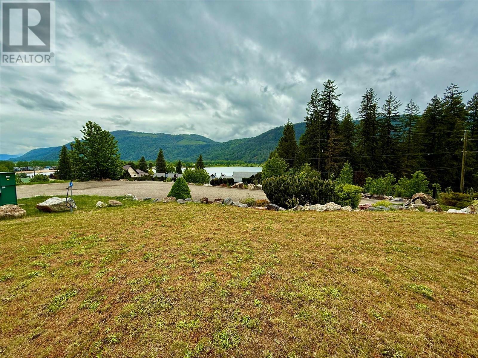 8253 97a Highway Unit# 15 Lot# 15, Mara, British Columbia  V0E 2K0 - Photo 40 - 10347339