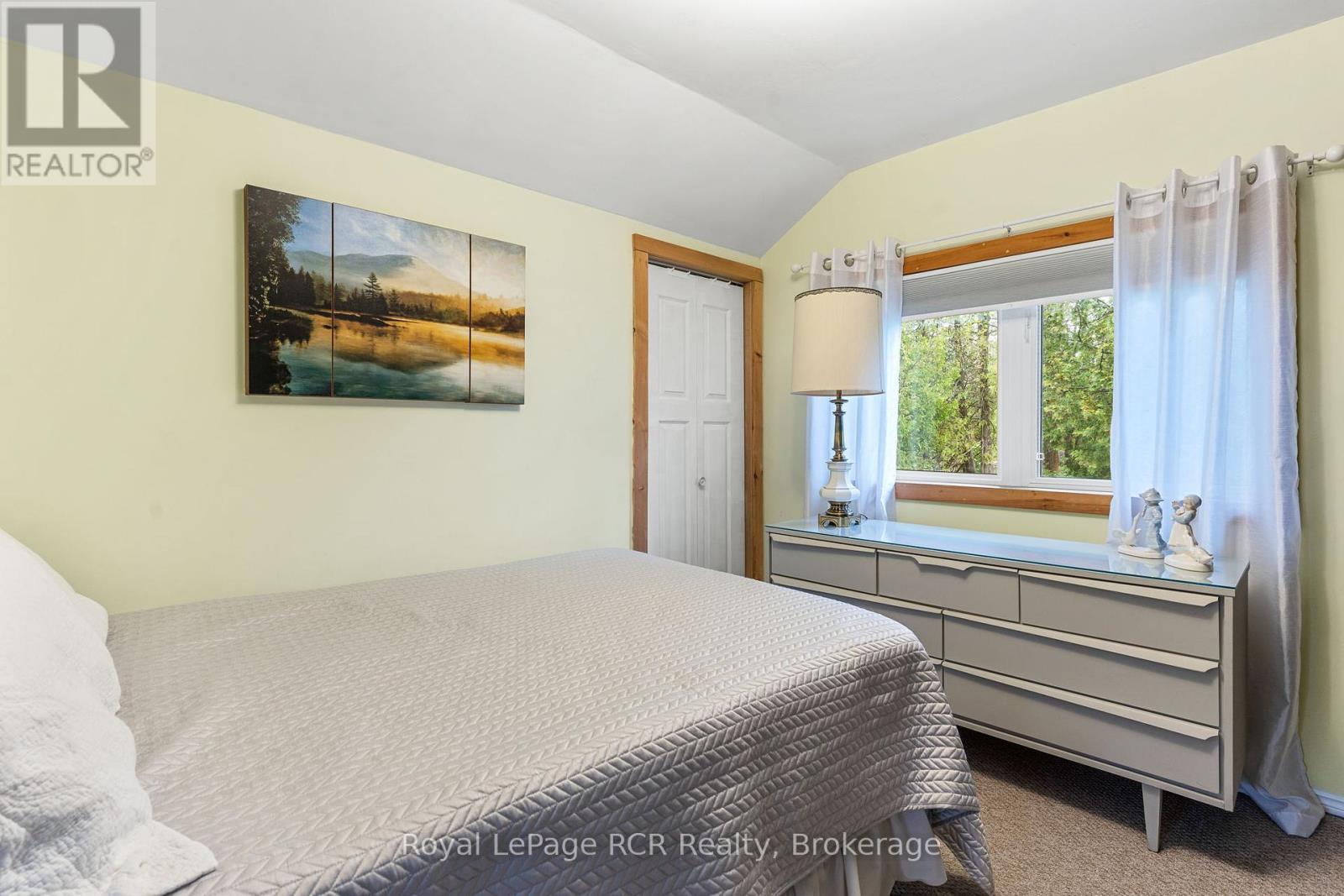 183 Lakeshore Road, Georgian Bluffs, Ontario  N0H 2T0 - Photo 24 - X12184084