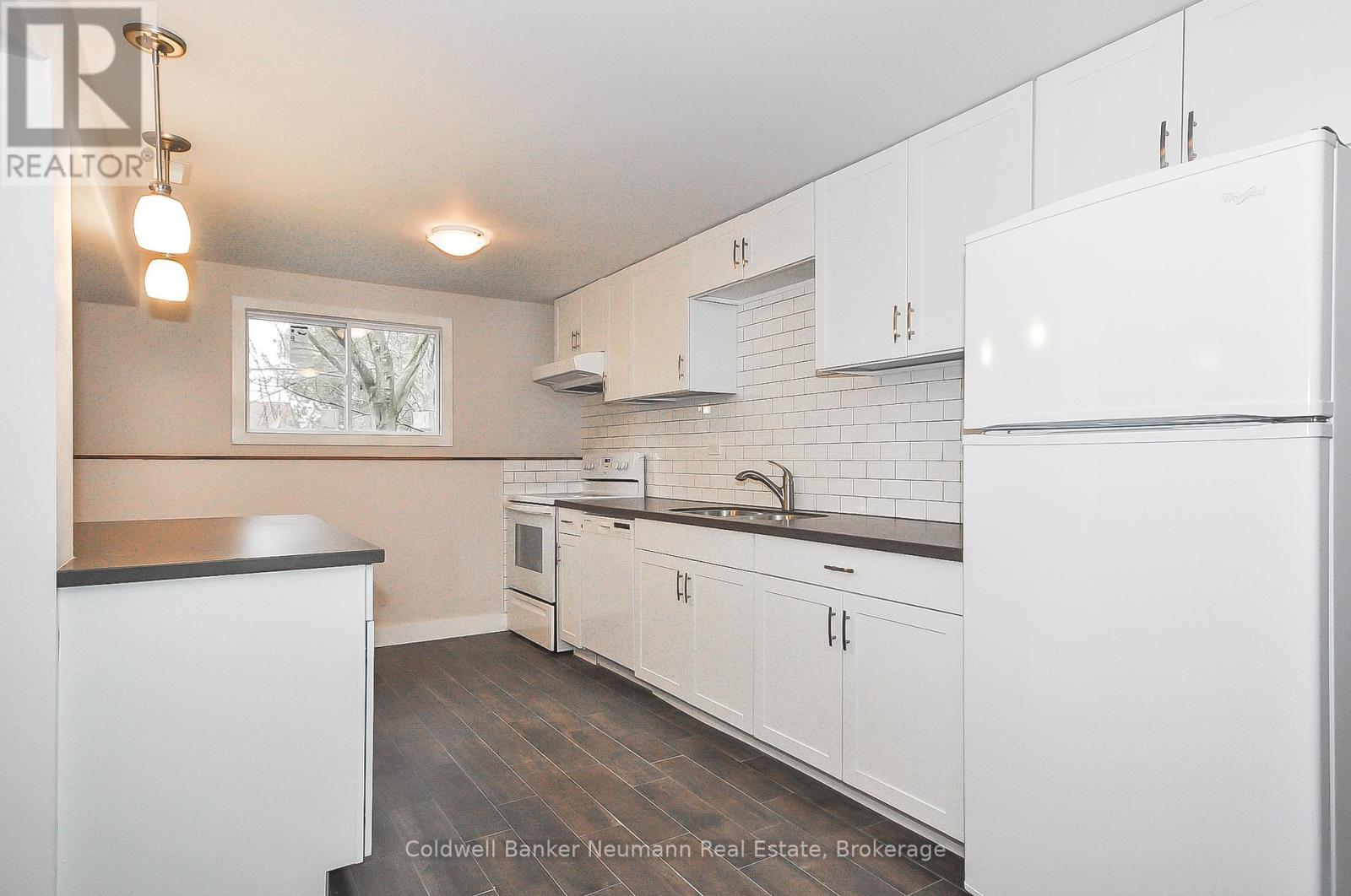 Lower - 745 Scottsdale Drive, Guelph, Ontario  N1G 3P7 - Photo 3 - X12184152