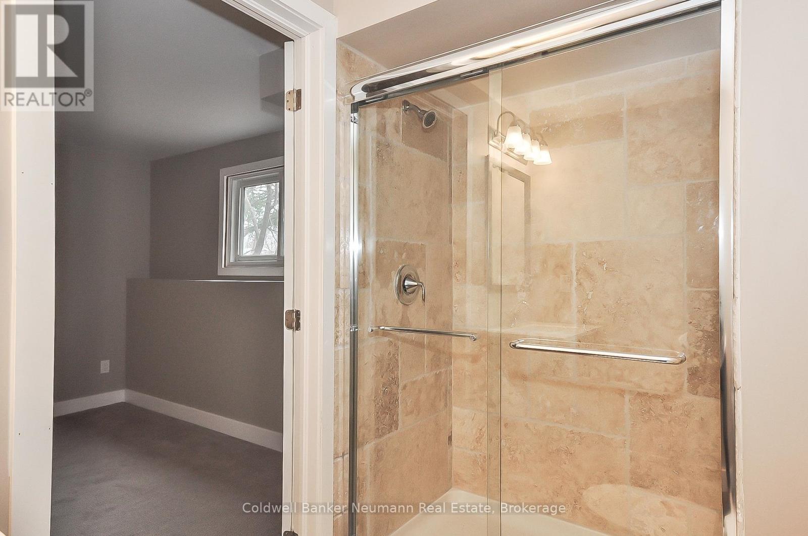 Lower - 745 Scottsdale Drive, Guelph, Ontario  N1G 3P7 - Photo 8 - X12184152