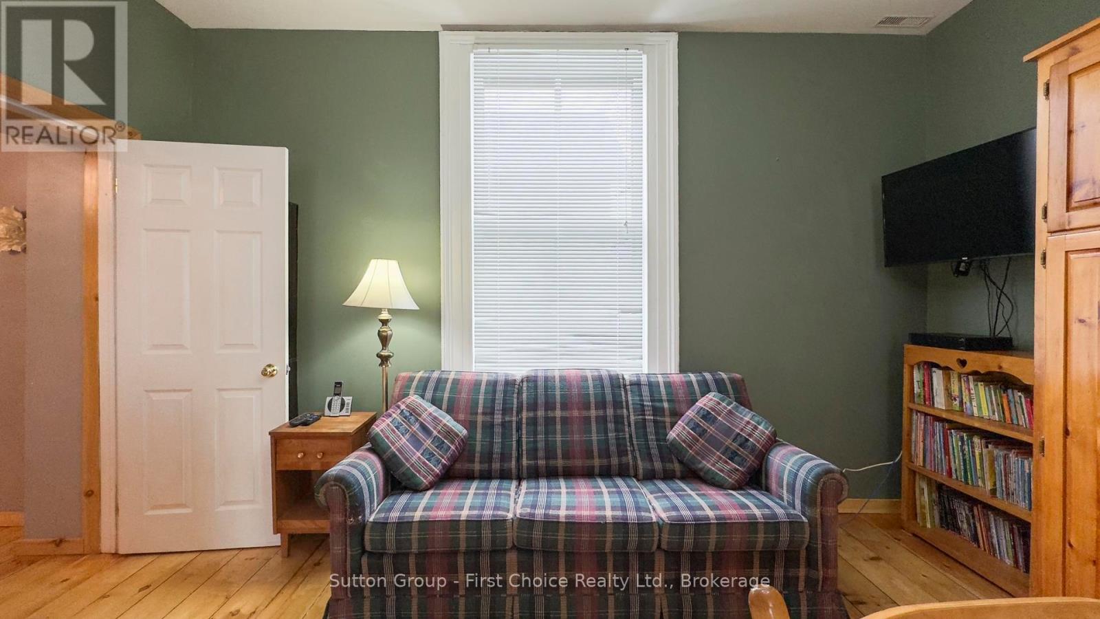 162 Wellington Street S, Goderich, Ontario  N7A 3T4 - Photo 31 - X12184155