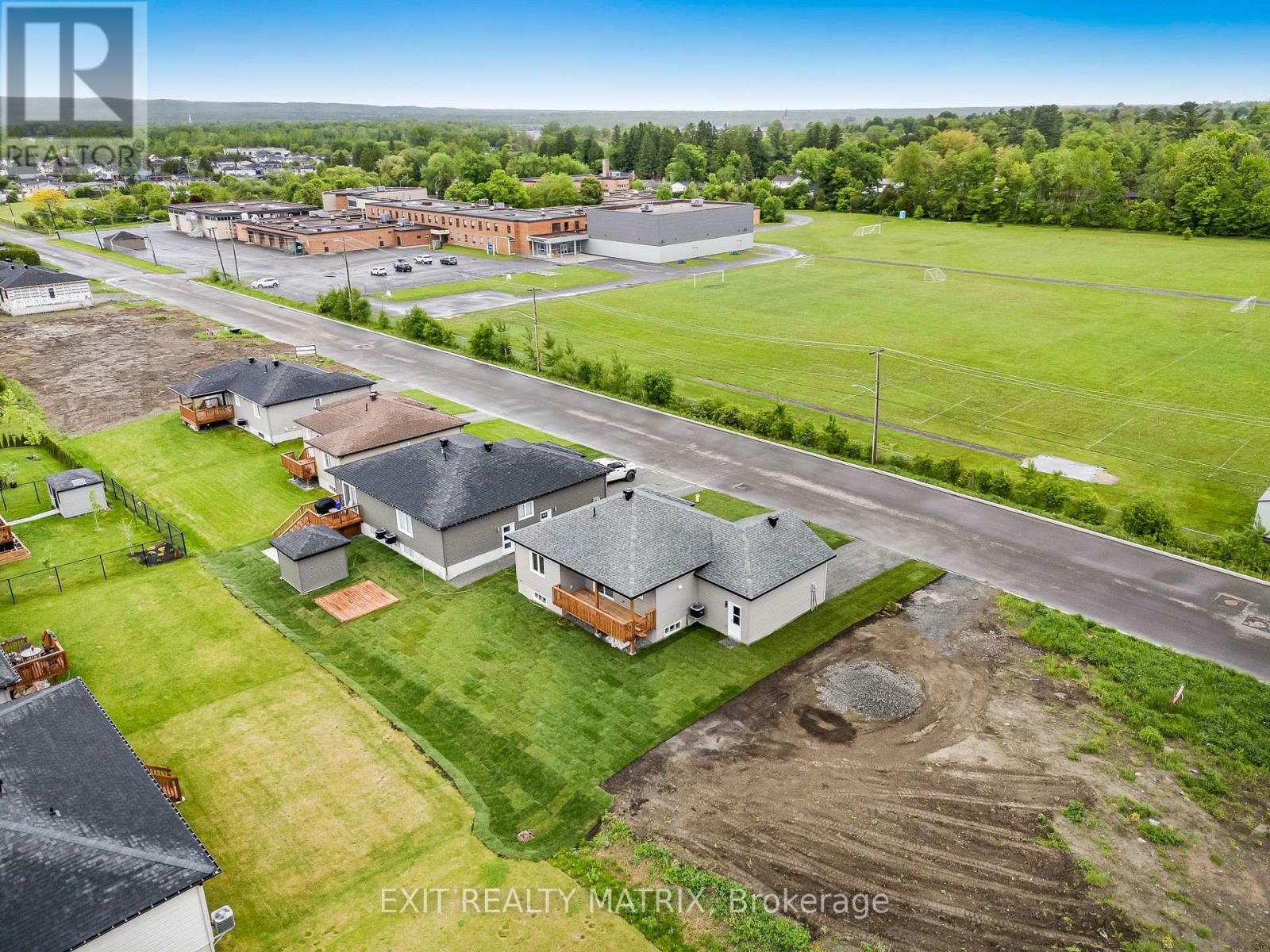 700 West Street, Hawkesbury, Ontario  K6A 3X1 - Photo 35 - X12015583