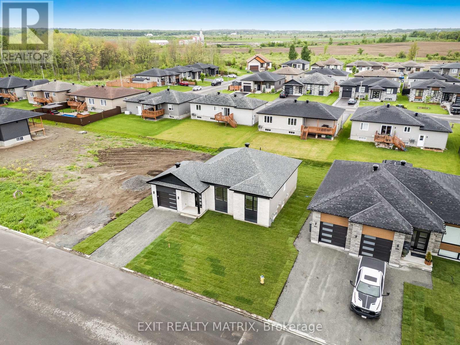 700 West Street, Hawkesbury, Ontario  K6A 3X1 - Photo 3 - X12015583