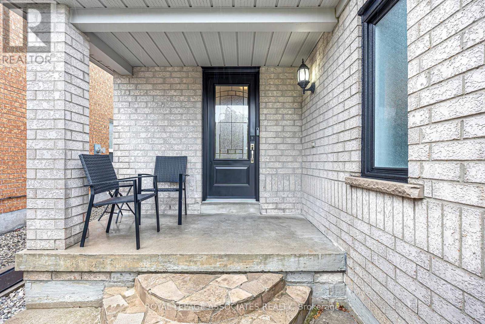 Property at 183 ELENA CRESCENT image 4